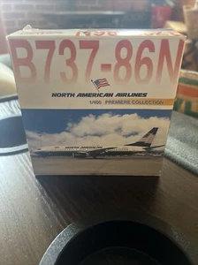 North American 737-800 Dragon Wings 1/400 - Picture 1 of 6
