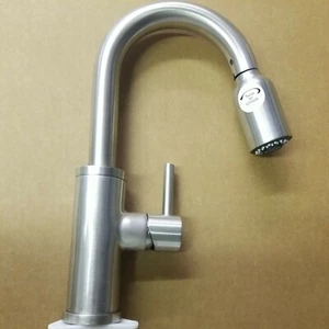 Grifo abatible de cocina Newport de latón 99P/20 East Lineal de acero inoxidable - Imagen 1 de 15