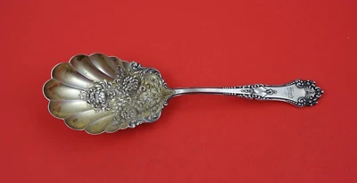 Cuchara de bayas esterlinas La Marquise de Reed and Barton GW con crisantemos 9" Foto 1 de 2