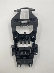 Cubierta interior trasera de plástico Yamaha Yzf r 125 2014-2018 5D7-F177A-00 - Imagen 1 de 12