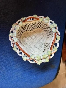 Belleek Ireland St. Patricks Day Basket 4 Strand - Picture 1 of 9