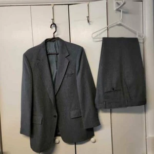 Tailored Clothing Mens Two Button Suit Set Gray Herringbone Pockets L 42R 36X30 - Picture 1 of 5