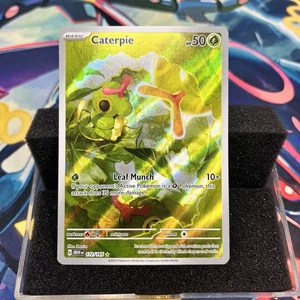 JCC Pokémon - Oruga 172/165 Sv: Escarlata y Violeta 151 Holo Casi Como Nuevo - Imagen 1 de 2