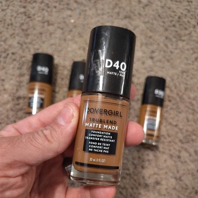 4 Pack Covergirl Trublend Matte Made Liquid Foundation D40 Deep Bronze - Image 1 of 2