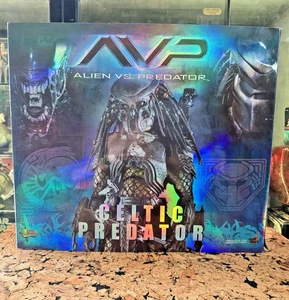 Hot Toys- CELTIC PREDATOR- AVP Aliens vs Predator - Picture 1 of 18