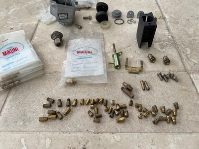 Mikuni carburetor parts/bowl-Jets- air screws/motorcycle dirt bike carb parts - Image 1 of 4
