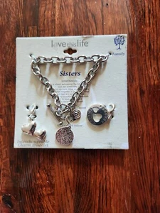 Love This Life Best Friends Charm Bracelet Silvertone Double Heart Fashion - Picture 1 of 3