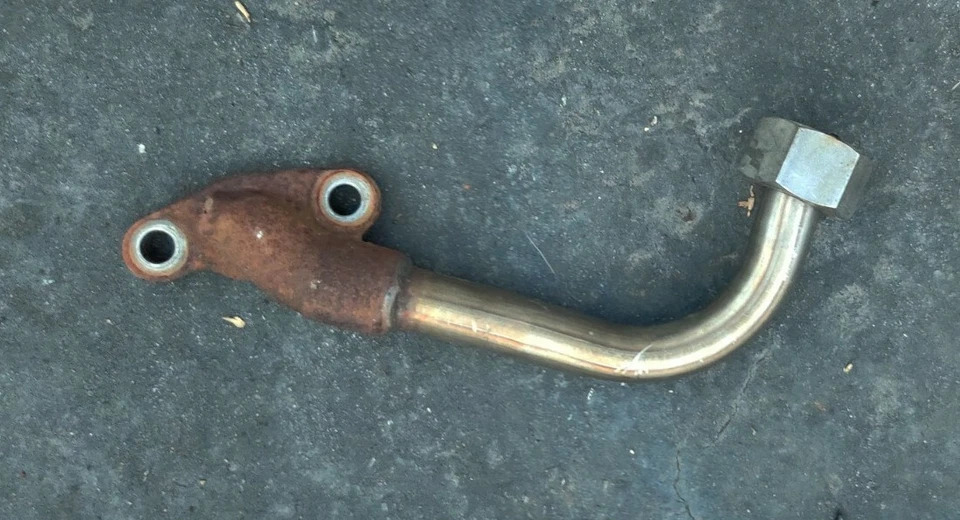 Tubo Toyota Supra MK4 Lexus SC300 GS300 2JZ-GE EGR  Foto 1 de 1