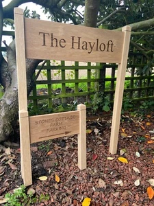 MODERN FREESTANDING SOLID OAK NUMBER SIGN & HOUSE NAME PLAQUE OAK POST SIGN - Picture 1 of 7