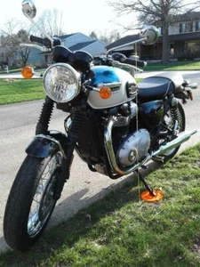Motorcycle Kickstand Pad for Adventure bikes or bikes that like to be on one. - Imagen 1 de 5