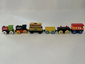 BRIO 6 PEZZI CARROZZE TRENO GIOCATTOLO MAGNETICO IN LEGNO. BRIO TRENO GIOCATTOLO DA COLLEZIONE. BRIO  - Foto 1 di 24