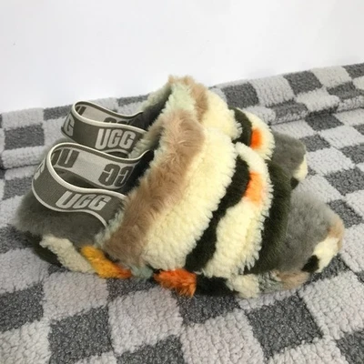 UGG Cali коллаж пух YEAH SLIDE овчины тапочки женщин 6 EUR 37 новый - Изображение 1 из 4