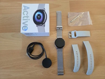 Samsung Galaxy Watch Active SM-R500 Silver mit OVP - Bild 1 von 4