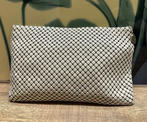 Whiting and Davis vintage beige metal mesh clutch with zipper - Picture 1 of 12