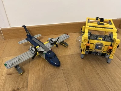 LEGO CITY 60096 LA BASE SOUS-MARINE OPERATIONNELLE EN HAUTE-MER + HYDRAVION - Photo 1/4