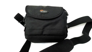 Lowepro Rezo 110 AW wetterfeste kleine/mittlere Kamera Umhängetasche - Bild 1 von 10