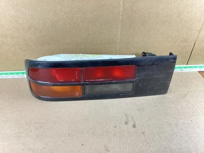 Lanterna traseira lateral esquerda do motorista Mazda RX7 1986 - 1988 fabricante de equipamento original - Imagem 1 de 4