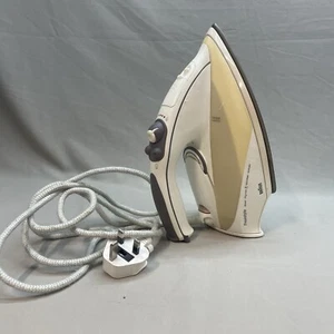 Swan 2200W Steam Iron White Good Condition - Picture 1 of 9