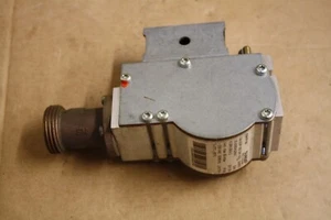 Dungs Gaskombiregler 63017130 GB-GDP 055 D01 S22 (#D0001) - Bild 1 von 3