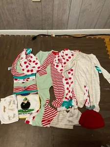 Babykleidung Paket. Junge 6 Monate. babyzubehör. rot, Apfel, Streifen. 14 Stück. - Bild 1 von 1