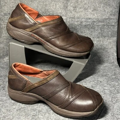 Merrell Bug Brown Clogs - Size 9.5 - Slip On Comfort Shoes - Image 1 of 4