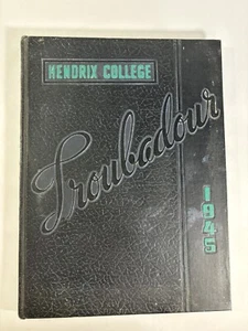 1945 "Troubadour" - Hendrix College Yearbook - Conroy, Arkansas - Foto 1 di 4