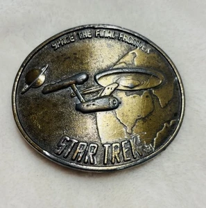 Cinturón Lee con hebilla Star Trek Lives Space The Final Frontier 1976 - Imagen 1 de 2