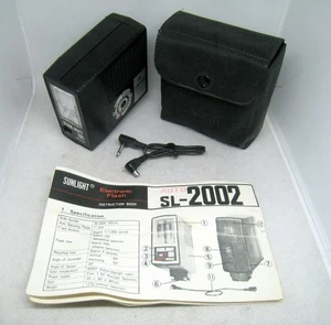 Vintage Sunlight SL-2002 Electronic Flash for SLR Cameras (1980s) - Picture 1 of 9