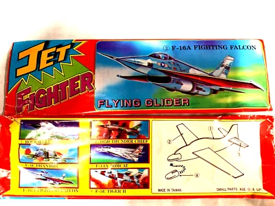 Jet Fighter Fly6ing Gliders F-16 Fighting Falcon jet fighter Foto 1 de 3