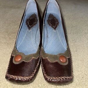 Clark Indigo Women's Pump Heel Shoes Burgundy Leather Stitch Detail Size 9M