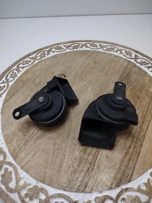 2010 10 11 12 LEXUS HS250H HS 250 H HORN HORNS SET OF TWO - Image 1 of 4