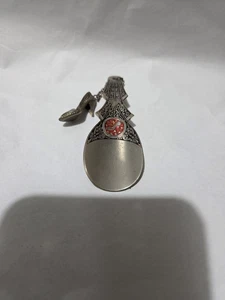 Vintage Mini 3" Silver & Red Shoehorn With Attached Shoe - Picture 1 of 6