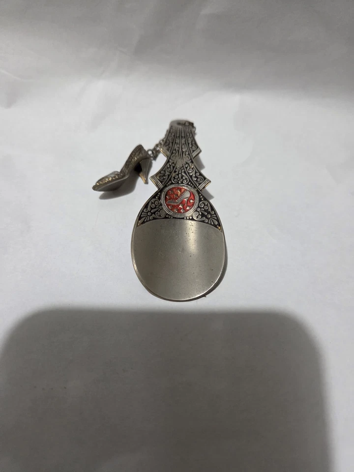 Mini zapato vintage de 3" plateado y rojo con zapato adjunto Foto 1 de 4