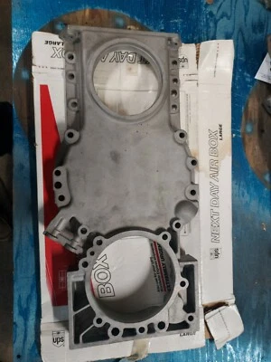 556099 cummins v555 555 v903 903 front cover rear cover structure housing - Image 1 of 4