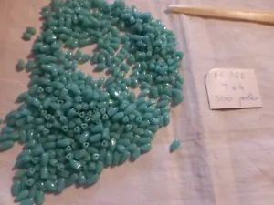 lot 500 perle ancienne bijou verte vert perle de Briare  dent de lait 7 x 4 mm - Bild 1 von 4