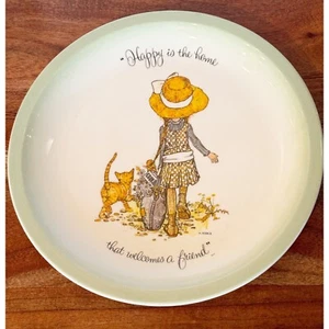 Vintage Holly Hobbie Teller Happy Is The Home That Welcomes A Friend Circa 1978 - Bild 1 von 4