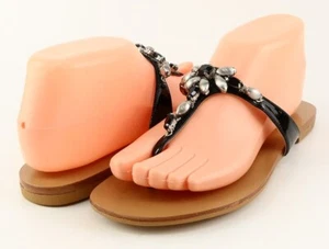 $150 JOAN & DAVID KALYNDA Black Patent Leather Designer Jeweled Thong Sandals 7 - Picture 1 of 4