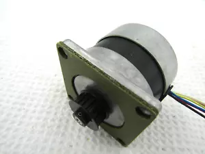 TEC SPH-54AB-090 3V 1.8º Stepping Motor - Picture 1 of 4