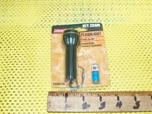 Vintage COLEMAN Taschenlampe Schlüsselanhänger #5386B755 - OVP - Bild 1 von 2