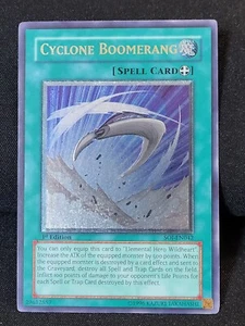 YuGiOh Zyklon Bumerang SOI-DE042 Ultimate Rare 1. Auflage LP - Bild 1 von 8
