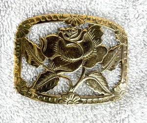 Broche insignia floral dorado para damas - Imagen 1 de 3