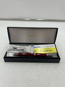 Pilot NAMIKI CAPLESS Füllfederhalter Deep Red Medium Feder FCN-1MR-DR-M mit Etui - Bild 1 von 4