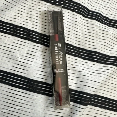 New Smashbox Camera Ready Full Coverage Shadow Brush NIB - Image 1 of 4
