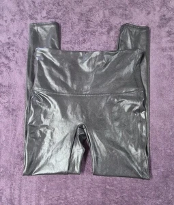 SPANX Leggings Women XL Black Faux Leather Yoga Pants Stretch Nylon - Picture 1 of 8