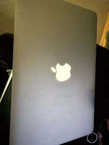 Apple MacBook Air A1370 29,5 cm (11,6 Zoll) Laptop - MC968D/A (Juli, 2011) - Bild 1 von 3