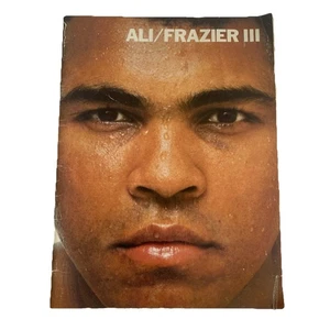 Vintage MUHAMMAD ALI-JOE FRAZIER, 3RD FIGHT, THE THRILLA IN MANILA 1975 PROGRAM - Picture 1 of 4