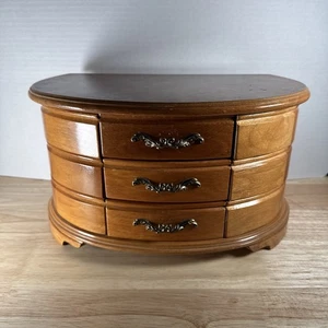 Mele Designs Wooden Jewelry Box in Burlwood Oak Finish - Swing Compartments - Bild 1 von 15