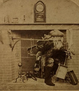 ca. 1880 s CHRISTMAS STEREOVIEW SANTA CLAUS SMOKES PIPE IN FRONT OF FIREPLACE - Picture 1 of 4