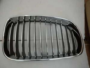 Griglia radiatore destra cromata per BMW 1 E81/E82/E87 da 05/2007> - Foto 1 di 1