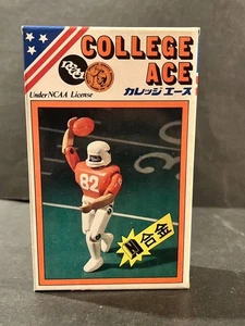 Clover College Ace University of Texas N Legierung American Football Kostenloser Versand FEDEX 2 - Bild 1 von 6